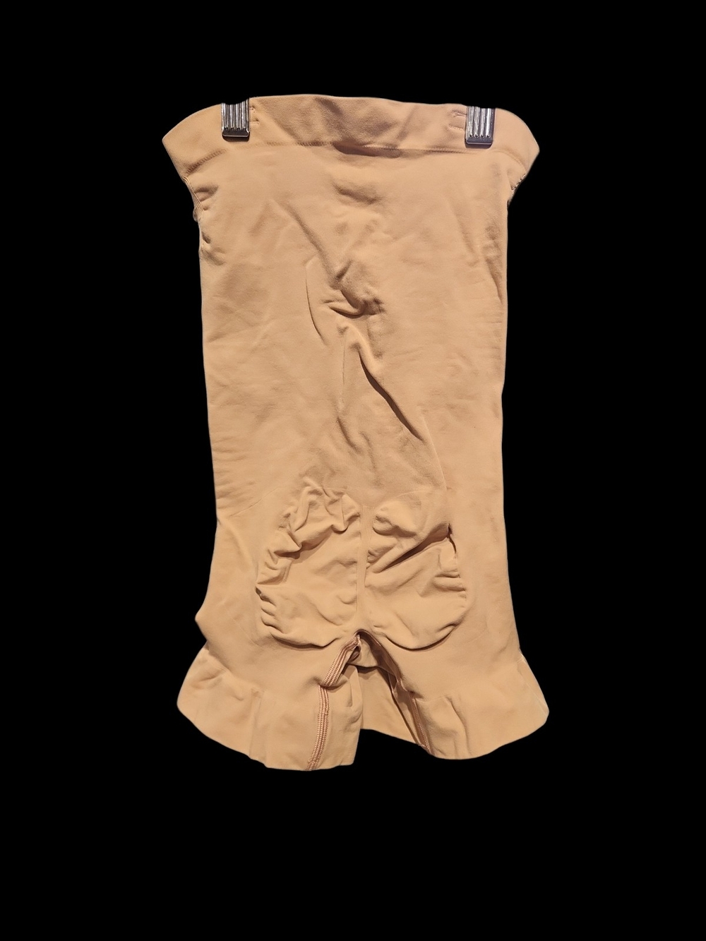 SKIMS Strapless Sculpting Bodysuit in Tan - Picture 2 of 3
